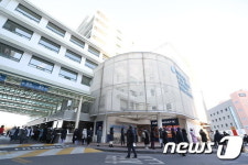 왕십리 한양대병원서 23명 확진…역학조사 중