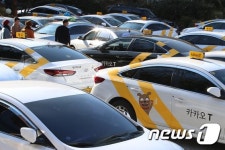 카카오모빌리티 반려동물 택시 서비스 펫미업 인수 검토