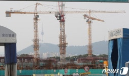 국토부, 타워크레인 사고예방 건설현장 관리감독 강화
