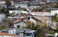 이명희 신세계회장 한남동집 6년 연속 단독주택 공시가 1위…보유세 9.7억