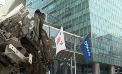 1분기 호실적 포스코홀딩스 불확실성 확대…가격 협상으로 대응