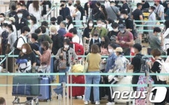신규 확진 1만명 후반대까지…재유행 시점 앞당겨지나