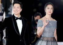 헤어질 결심, 청룡영화상 트로피 싹쓸이…작품상 등 6관왕