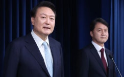 尹, 2년만에 부활한 민정수석에 김주현 전 법무부 차관 임명