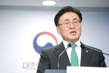 유상임 장관 추경 안돼 GPU 확보 못하면 AI 3년 뒤처져