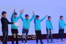 무주 예체문화관 대강당서 반디영어팝송대회