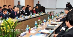 군산시 방문한 송하진 지사