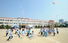 영차영차 발맞춰 나가며 자녀와 함께 어린시절로 돌아간 것 같아요