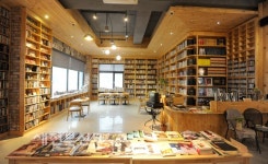 영화직물자판기 | 영화의 도시 전주, 추억 간직한 영화 도서관