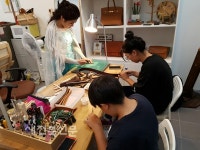 군산 공설시장 청년몰, 청년 상인 육성만이 살길이다