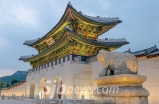 왕의 공간에서 역사를 만나다