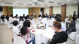 `놀이터-버스정류장 청소년이 직접 만든다
