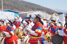 전통문화가 잘 간직되고 자부심이 넘치는 `원평지마을의 대보름