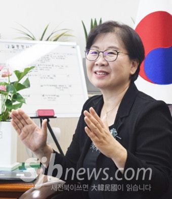 [새전북이만난사람]'9급 출신 최초 여성 지방병무청장'