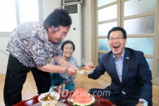 권익현 부안군수, 하서면 경로당 무더위 쉼터 방문