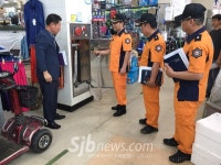 박덕규 소방서장, 전통시장 현장방문