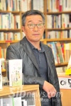 책 파는 곳에서 문화공간으로