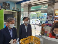 김성주 의원, 권칠승 중소벤처기업부 장관과 착한임대인 현장 찾아