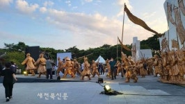 사람이 곧 하늘이다 정읍 황토현전적지에 임영선 작품 불멸 바람길 들어서다