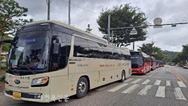 부안군 적십자봉사회, 홀몸어르신 효도관광 봉사