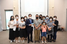 ‘불편한 편의점’김호연 작가, 완주서 북토크