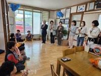 정읍 장명동 주민센터, 어버이날 맞아 관내 경로당 방문 효심 전달