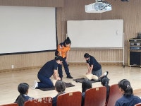 정읍소방서, 왕신여자중학교 심폐소생술 교육 가져