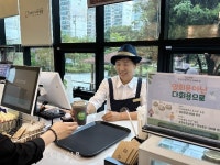 다회용컵 사용 `친환경 실천 카페 눈길