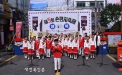 군산 우체통거리, 관광명소로 발돋음
