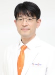 힘찬병원, 인공관절 수술로봇 마코... 약 66% 시행