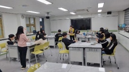 금구도서관, 청소년 고전 읽기 운영