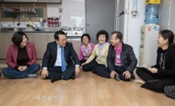 웃음꽃 활짝…활력 넘치는 익산시 경로당