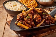 치킨프랜차이즈창업, 5無프로모션으로 치킨집창업비용 낮춘 이춘봉치킨