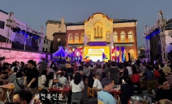 중앙동 치맥 페스티벌 8월 마지막 뜨겁게 장식