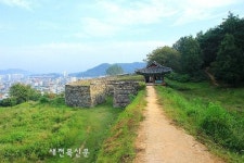 고창군, 읍성 서문 전통예술체험마을 개관 준비