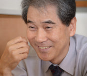 70여 년 서예 정수, 묵향으로 피우다