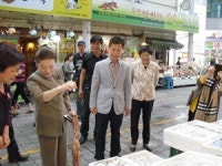 유영숙 환경부장관 이천 방문 관고 전통시장서 추석 장보기