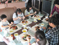 G-구리타워 레스토랑, 취약계층 아동에 식사 후원