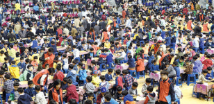 五色화폭·바둑판 열전이 빚어낸 사월의 잔치