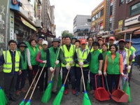 제종길 안산시장 원곡동서 시민과 환경미화원 체험