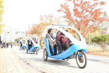 세계문화유산 수원화성 하늘·땅에서 ‘3색 탈거리’ 즐겨요