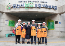 안산시의회, 본오경로식당 찾아 급식 봉사