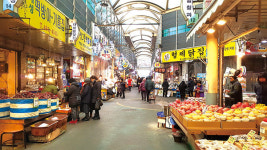 ‘얼마예요’ 물어볼 뿐… 설설 기는 설 매출
