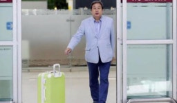 김무성 노 룩 패스, 발빠른 상품화 패러디도 눈길