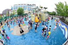 물놀이장 주변 불법 주차 꼼짝마