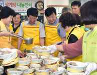 본보-티브로드, 중복 맞이 탈북민 대상 삼계탕 나눔잔치 열어