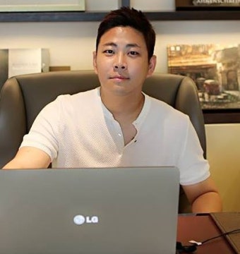 이욱, 손이 열개라도, 인맥 그레잇