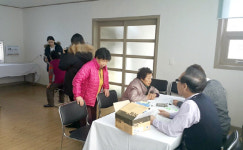 의정부 성베드로병원, 연천군 옥계 2리 경로당 방문 무료 이동진료 실시