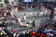 꽹과리 소리 따라 시민들 덩실… 지역 농경문화 한눈에