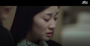 예서 책상, 스터디큐브, 가운입는 것에 영향주나 ,스카이 캐슬 열망 표현한 소도구에서